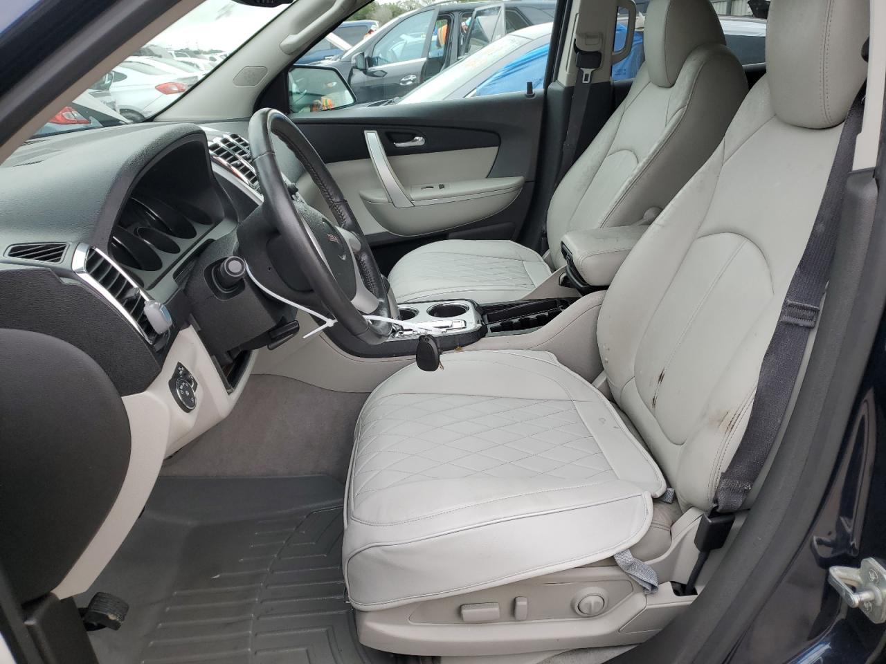 2012 GMC Acadia - Image 7