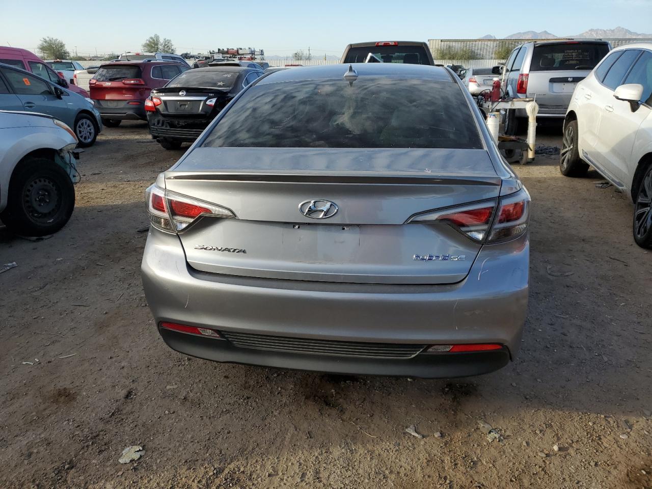 2016 Hyundai Sonata Hybrid VIN: KMHE24L17GA038157 Lot: 78285044