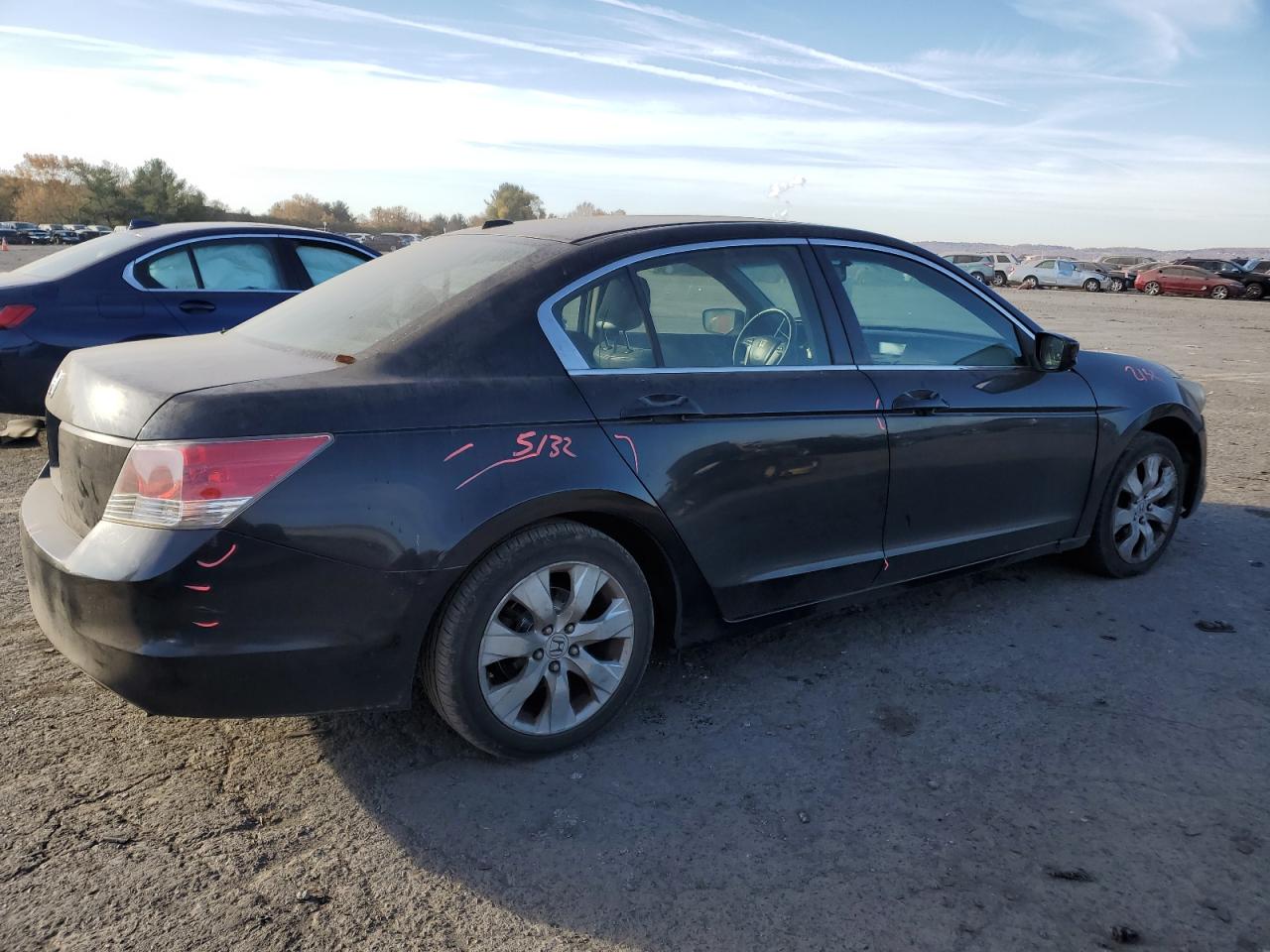2009 Honda Accord - Image 3
