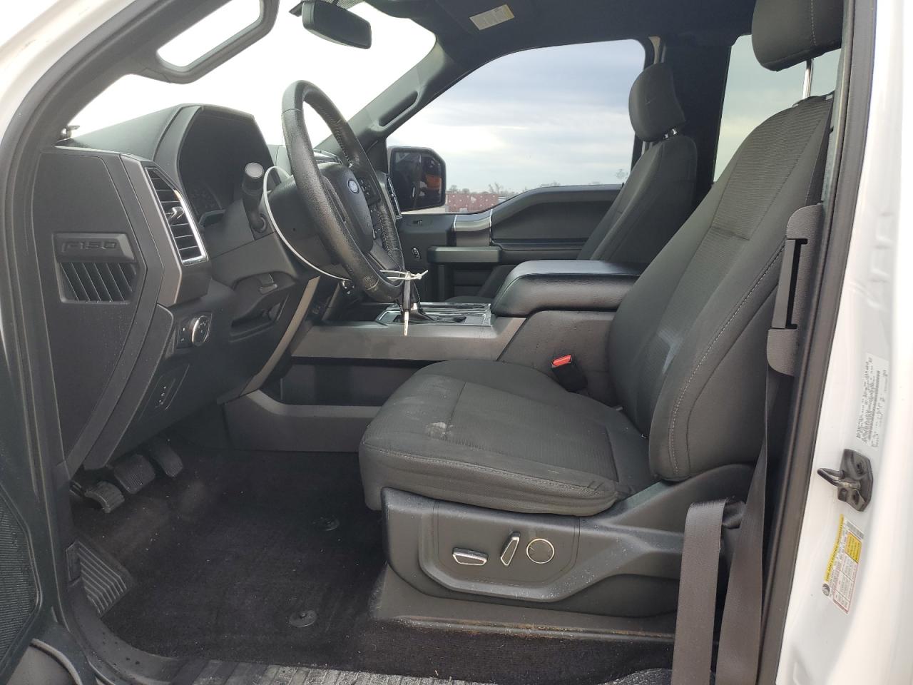 2016 Ford F-150 - Image 7