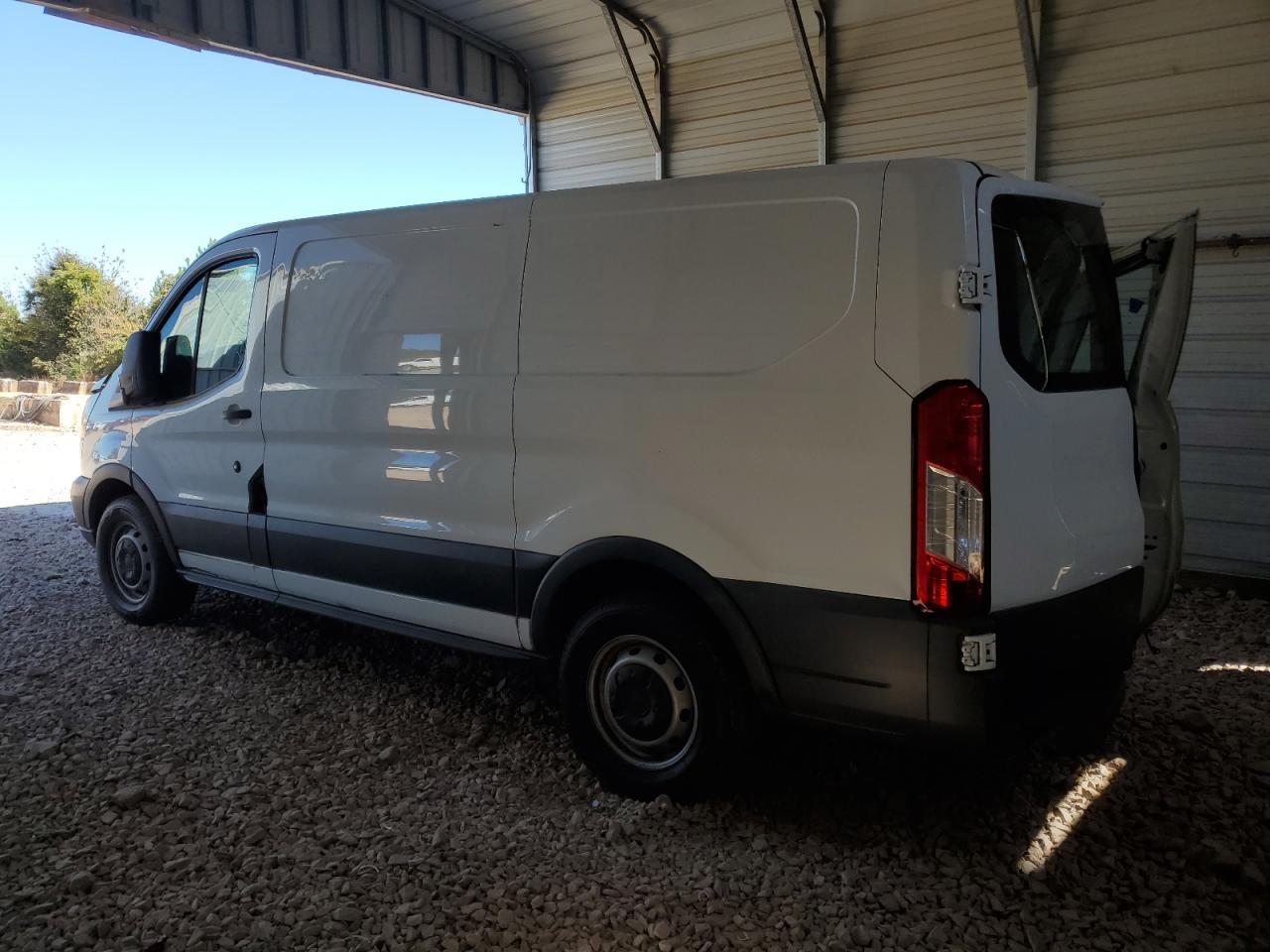 VIN 1FTYE1ZMXGKA27186 2016 FORD TRANSIT no.2