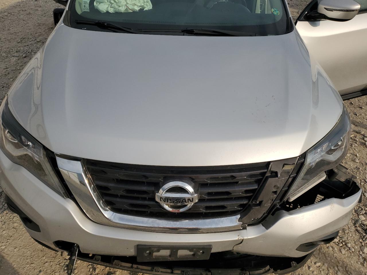 2018 Nissan Pathfinder - Image 11