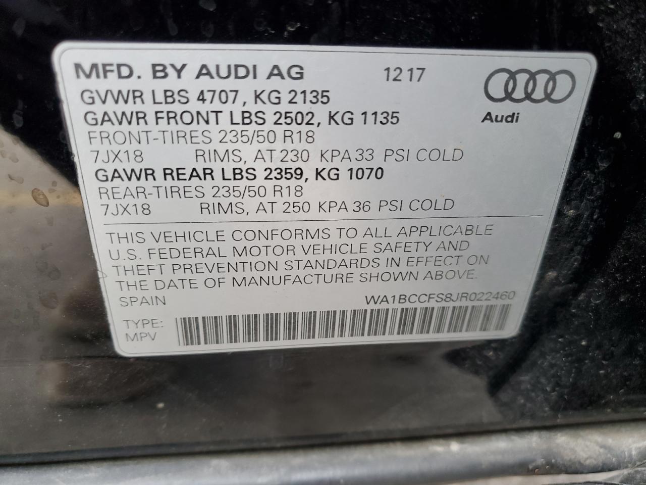 WA1BCCFS8JR022460 2018 Audi Q3 Premium