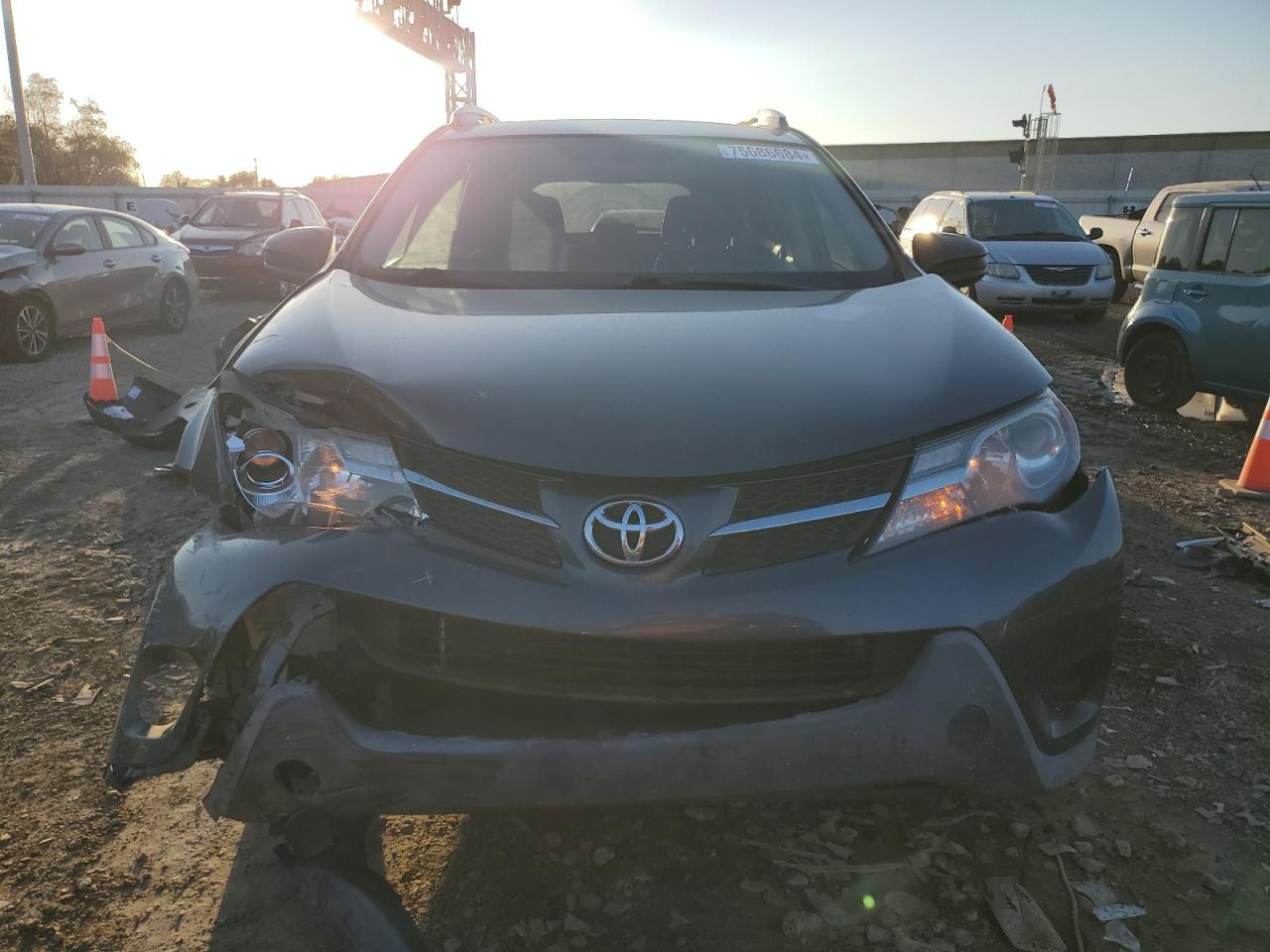 2015 Toyota RAV 4 - Image 5