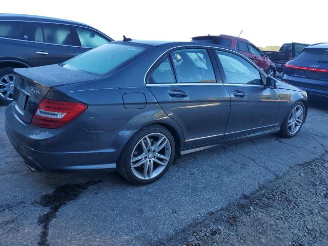  MERCEDES-BENZ C-CLASS 2013 Granatowy