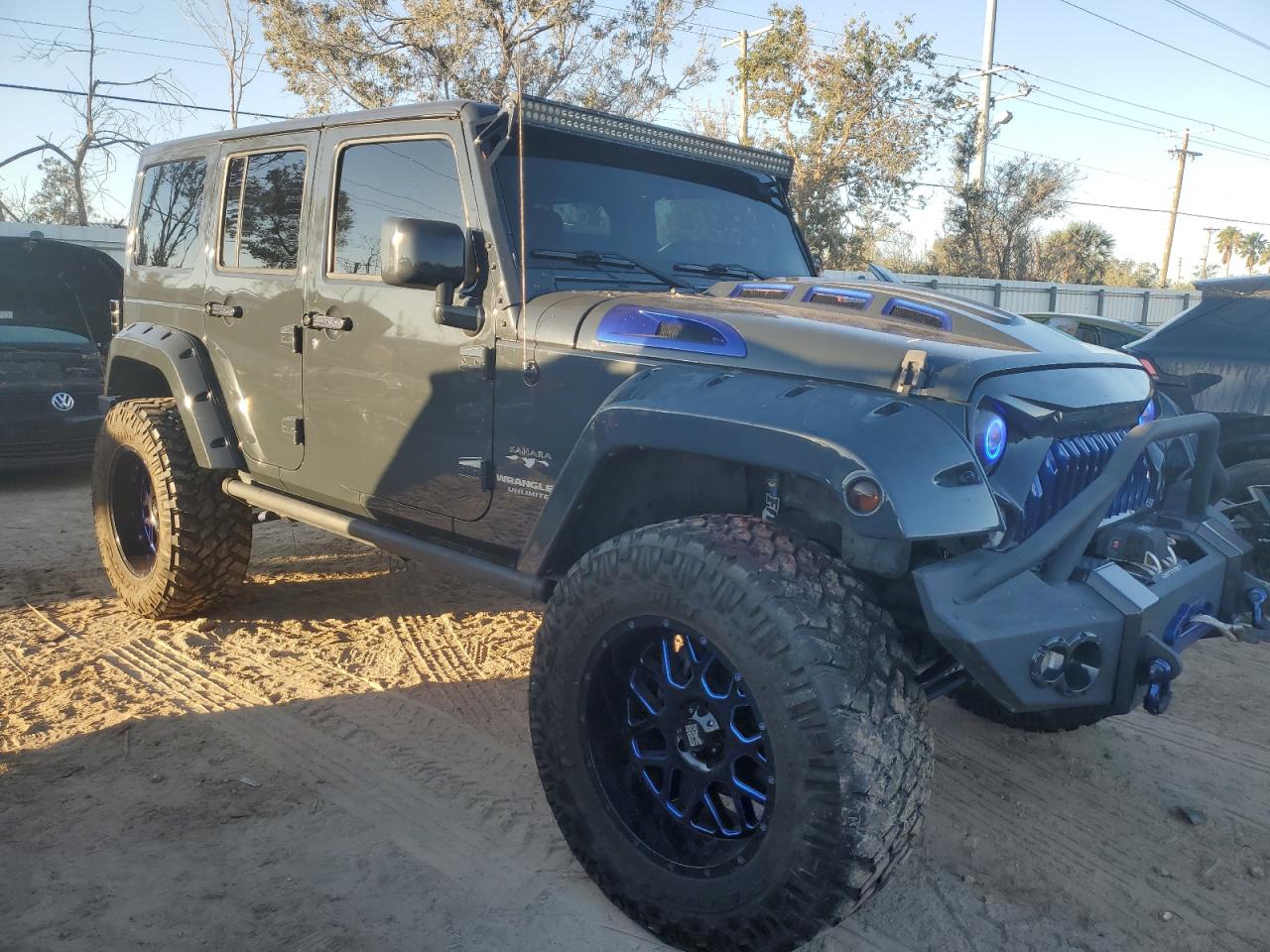2017 Jeep Wrangler - Image 4