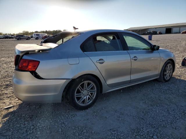  VOLKSWAGEN JETTA 2014 Сріблястий