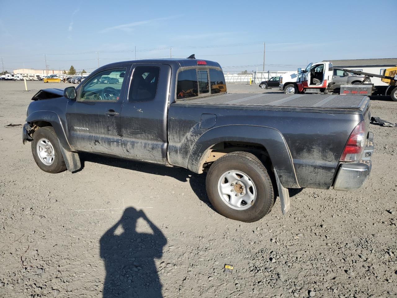 2012 Toyota Tacoma - Image 2
