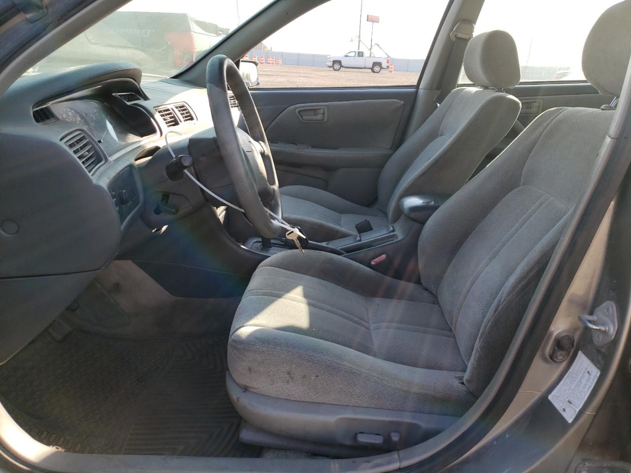 2000 Toyota Camry Ce VIN: JT2BG22K1Y0462568 Lot: 75522454