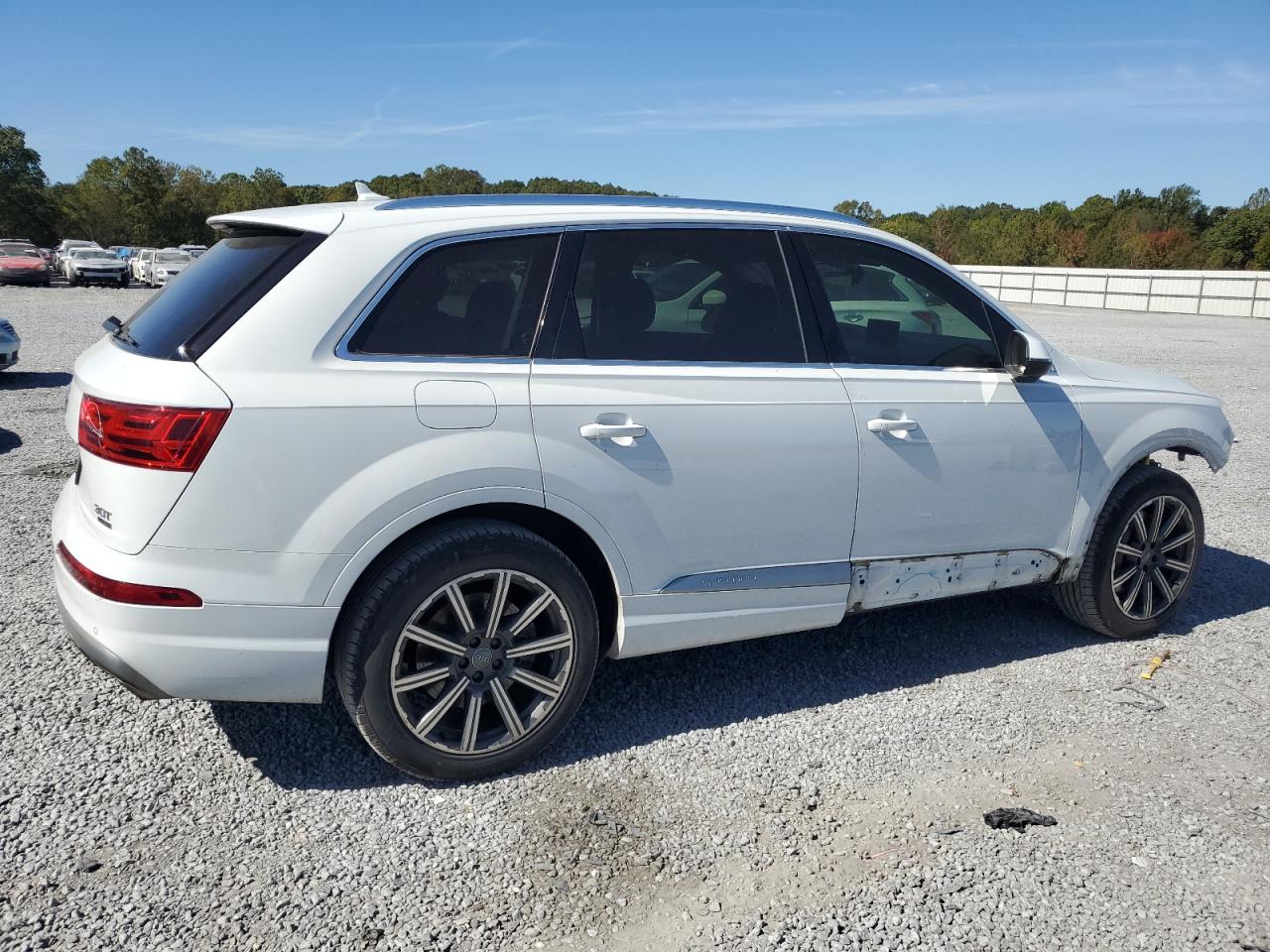 2017 Audi Q7 - Image 3