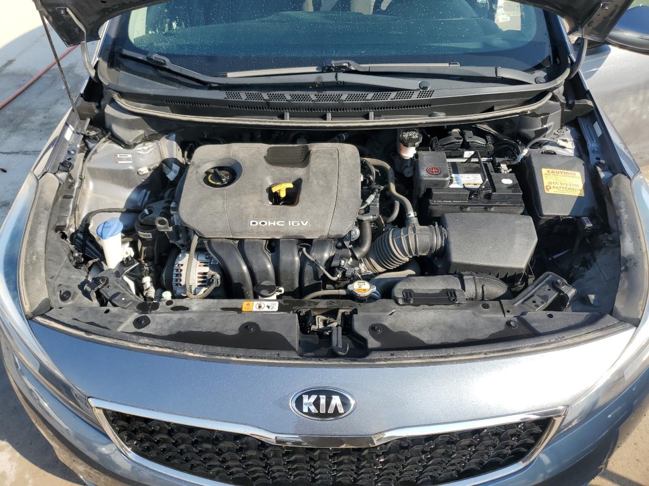 3KPFL4A74JE215023 2018 Kia Forte Lx