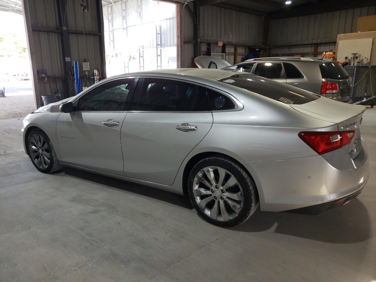 2016 Chevrolet Malibu - Image 2