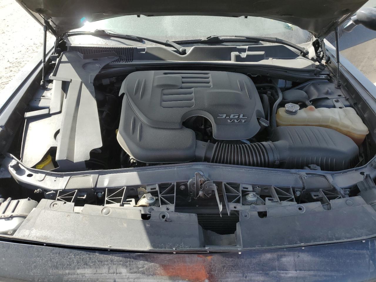 2016 Dodge Challenger - Image 11