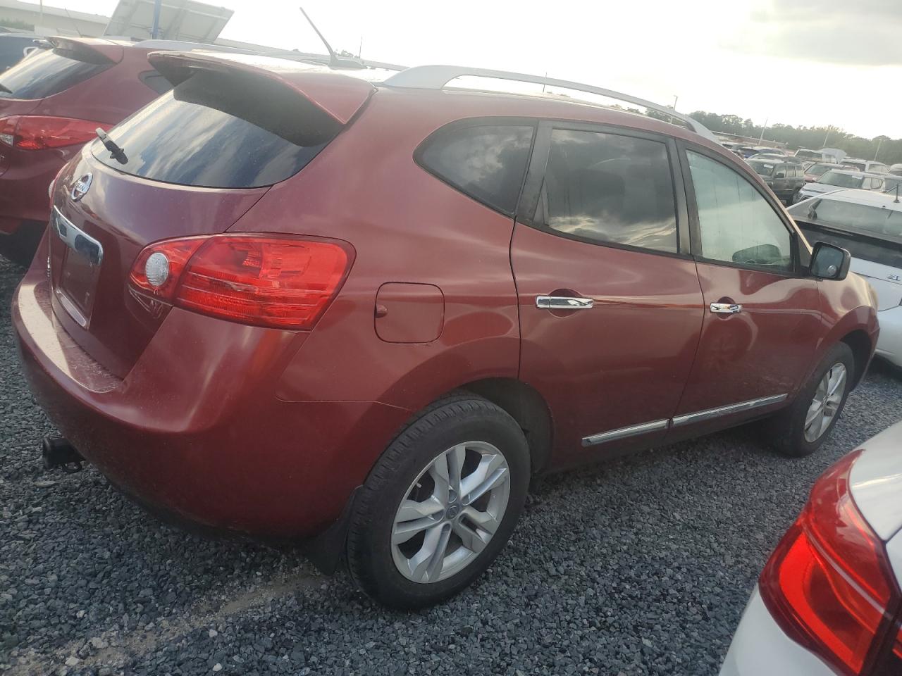 2015 Nissan Rogue - Image 3