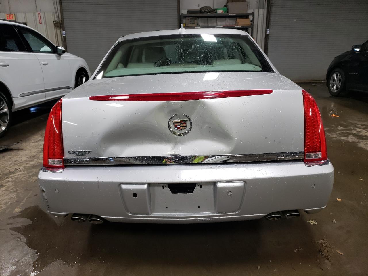 2010 Cadillac Dts Premium Collection VIN: 1G6KH5EY8AU113320 Lot: 75830244