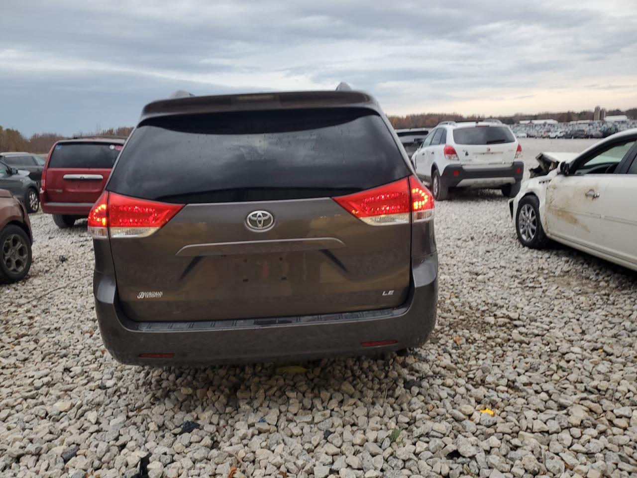 2012 Toyota Sienna - Image 6