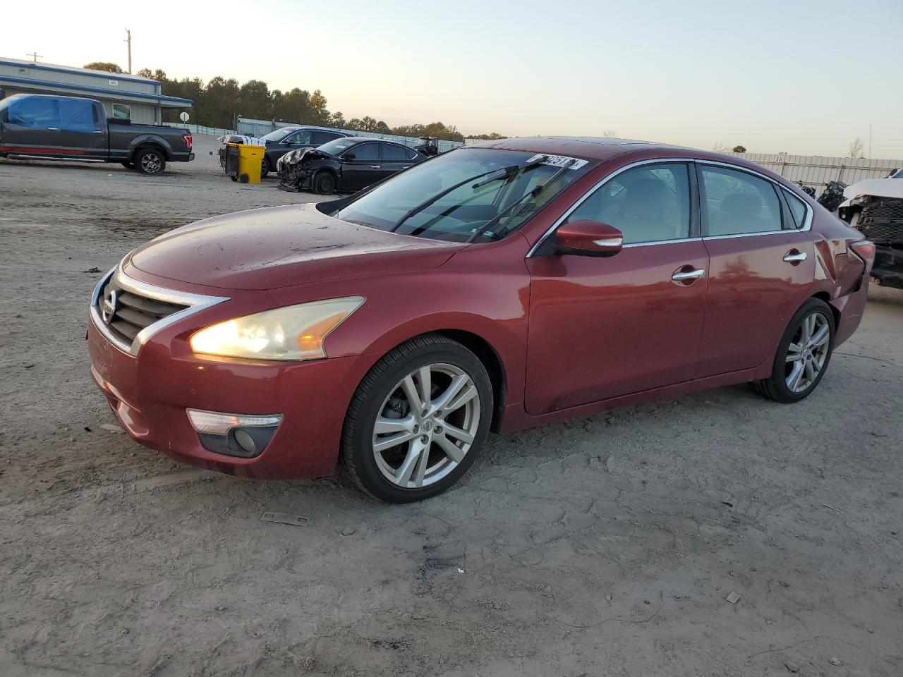 2015 Nissan Altima - Image 1