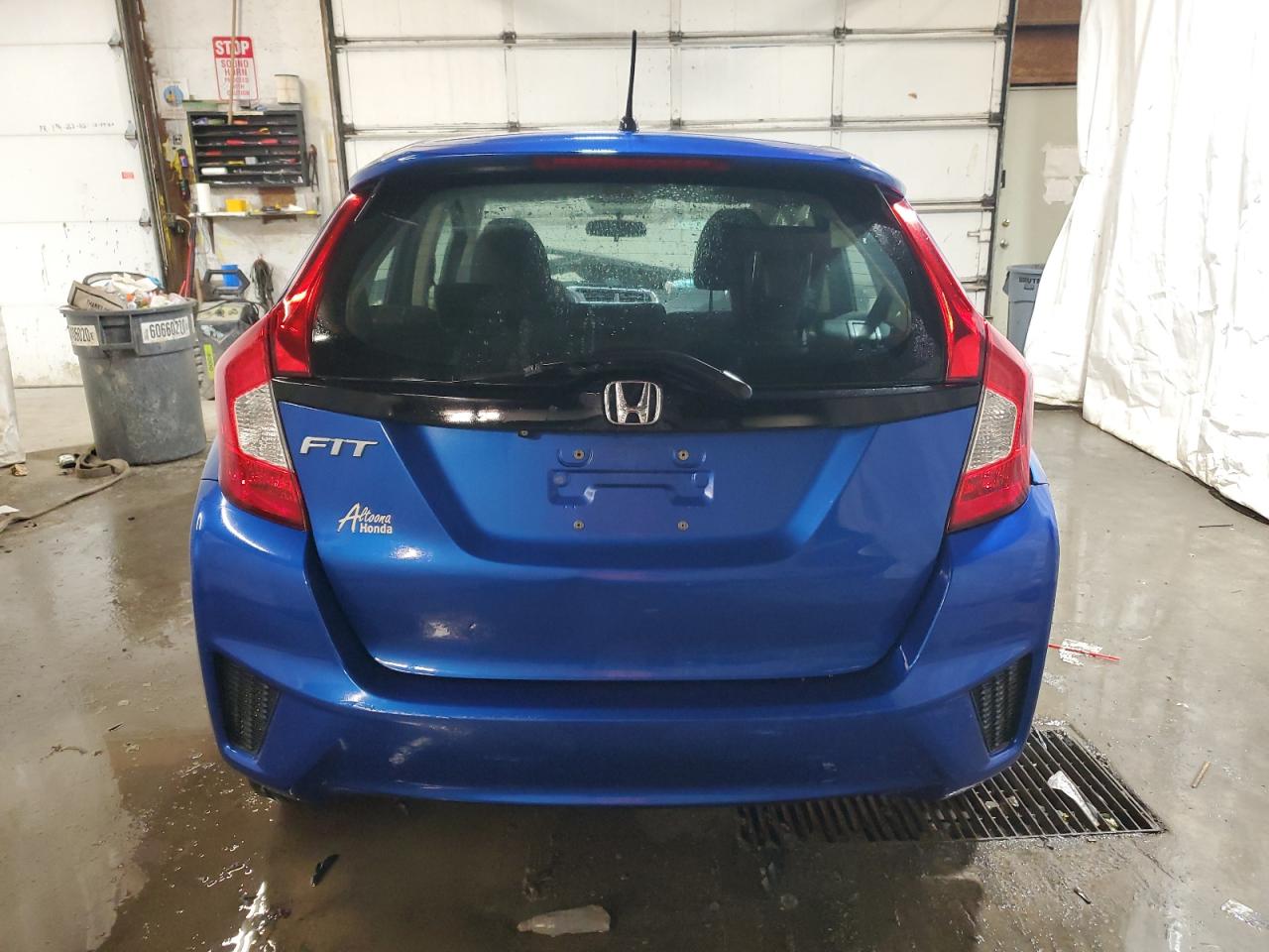 2015 Honda Fit - Image 6