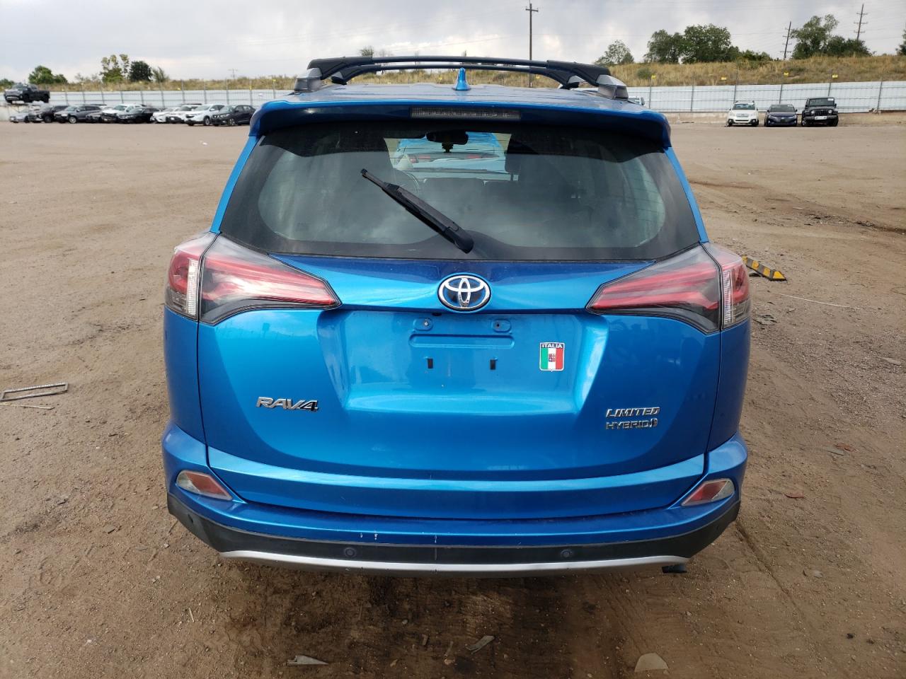 JTMDJREV8GD005652 2016 Toyota Rav4 Hv Limited