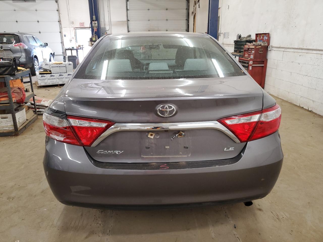 VIN 4T4BF1FK4GR560355 2016 TOYOTA CAMRY no.6