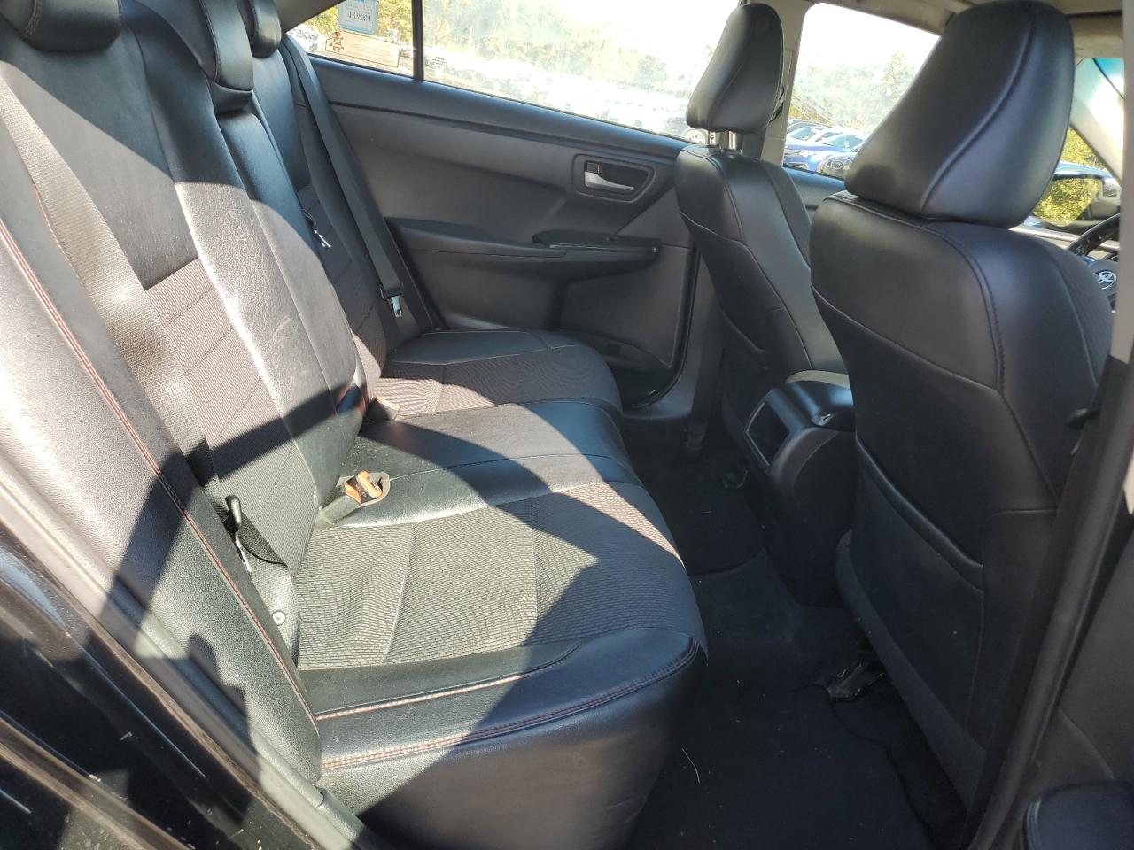 2017 Toyota Camry - Image 10