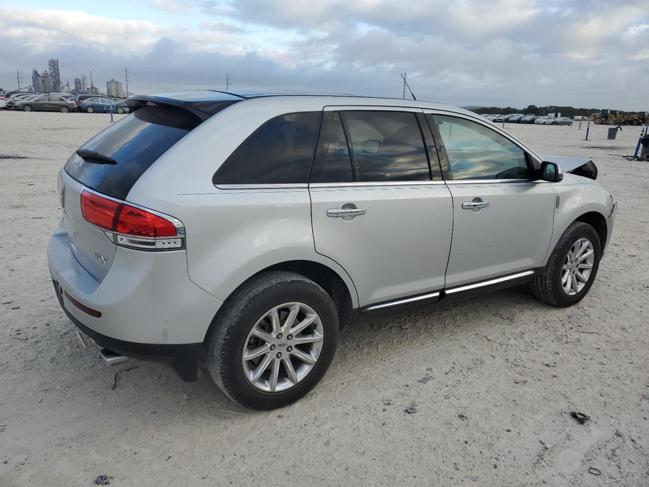 2013 Lincoln MKX - Image 3