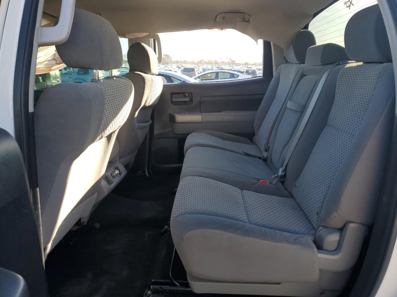 2013 Toyota Tundra - Image 10