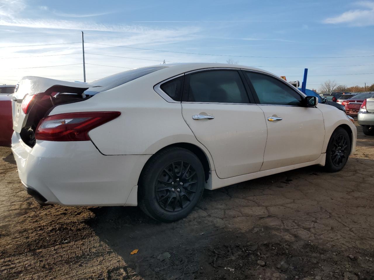 2018 Nissan Altima - Image 3
