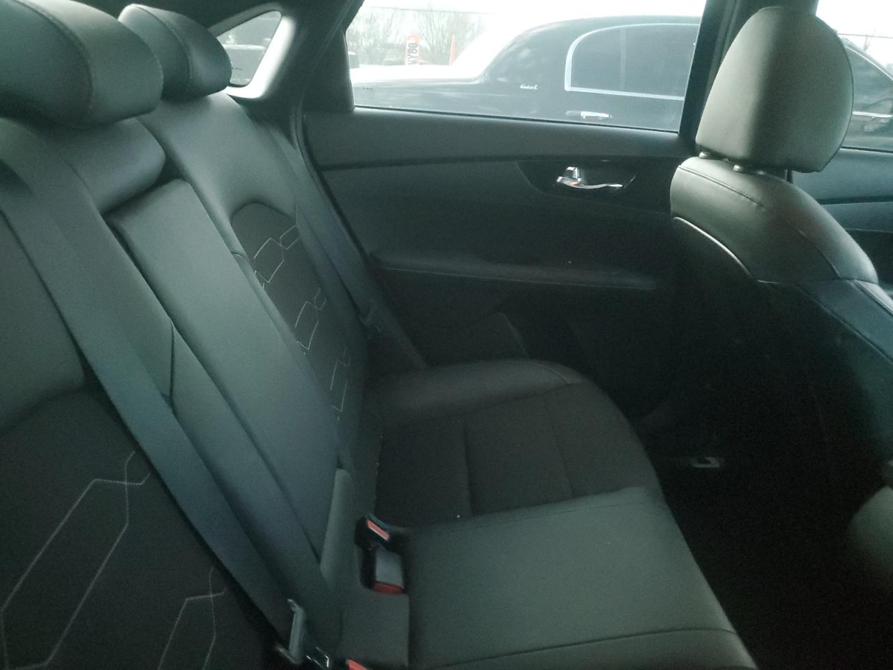 2023 Kia Forte - Image 10