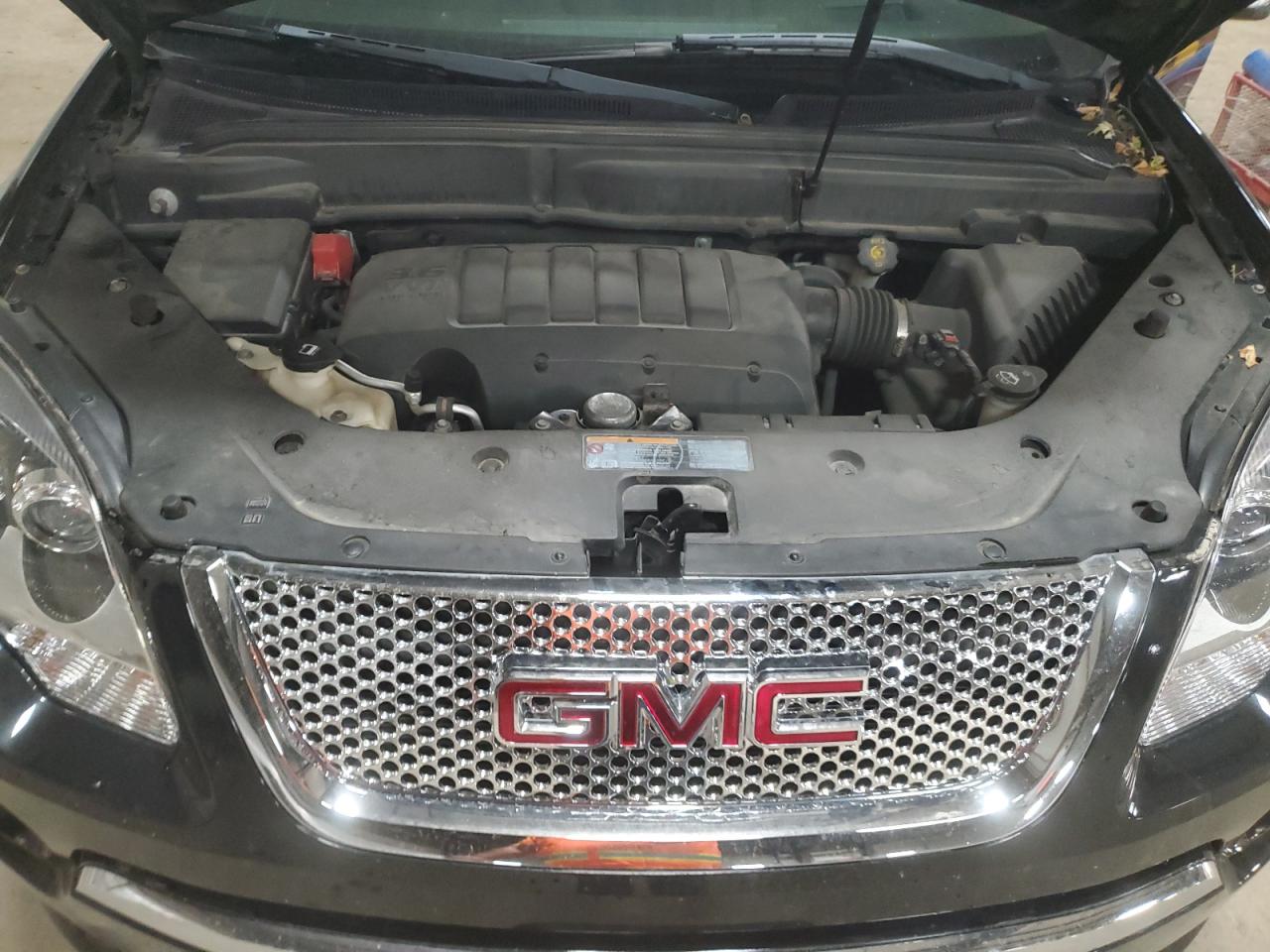 2012 GMC Acadia - Image 12