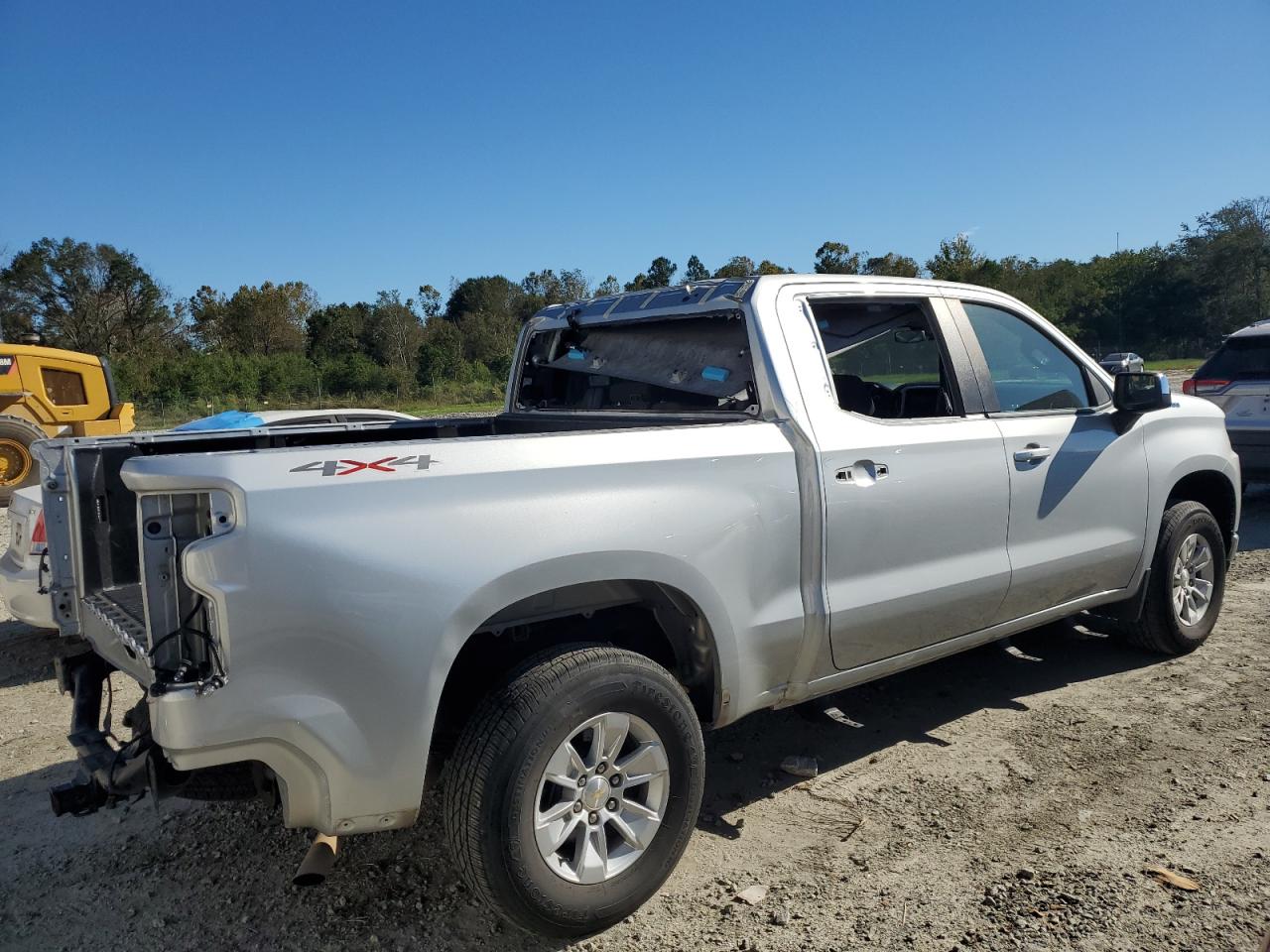 2021 Chevrolet Silverado - Image 3