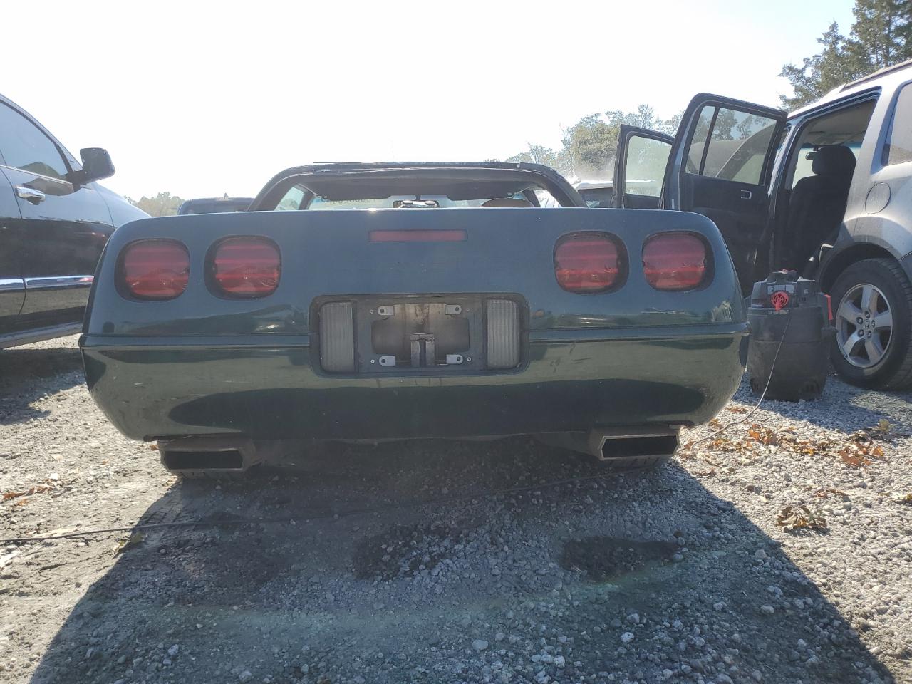 1996 Chevrolet Corvette VIN: 1G1YY2253T5110072 Lot: 75860264