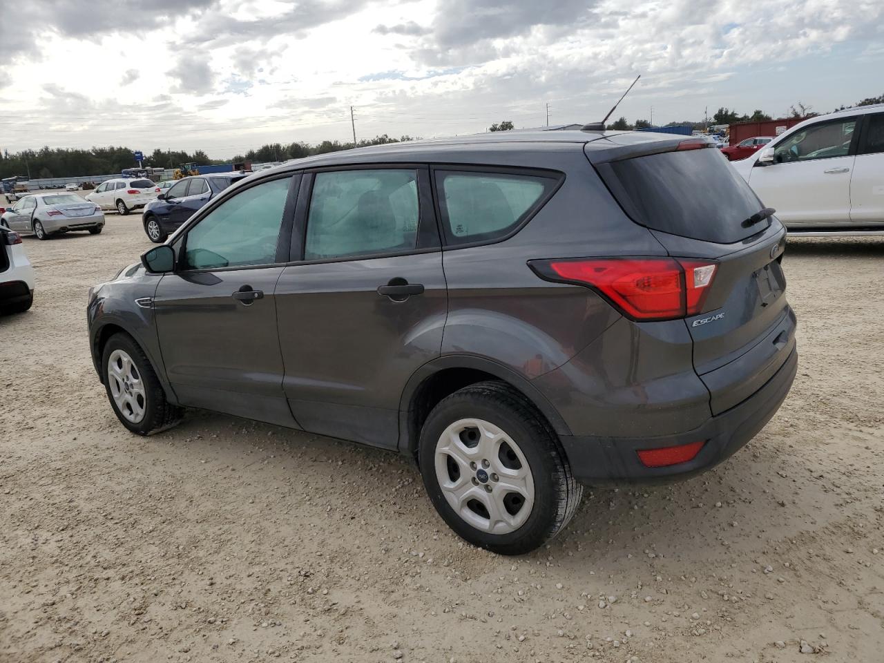 2019 Ford Escape - Image 2