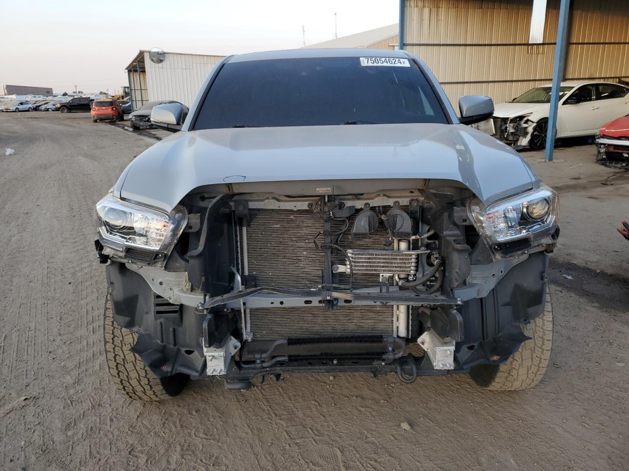 2019 Toyota Tacoma - Image 5