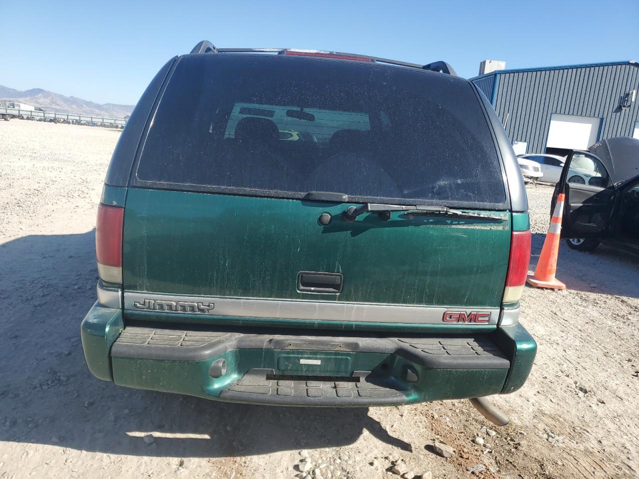 2000 GMC Jimmy / Envoy VIN: 1GKDT13W3Y2215035 Lot: 77484104