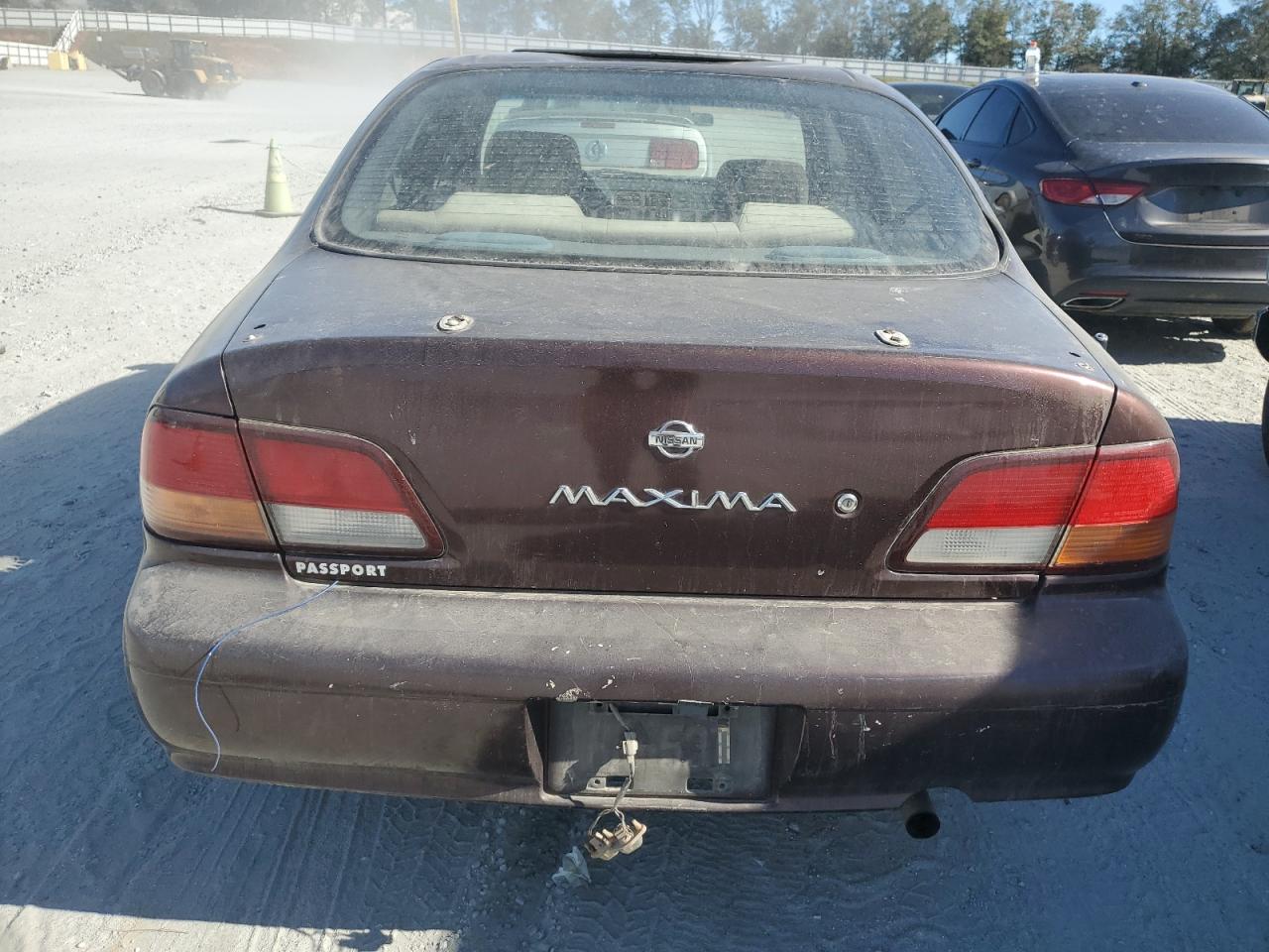 JN1CA21D3VT817964 1997 Nissan Maxima Gle