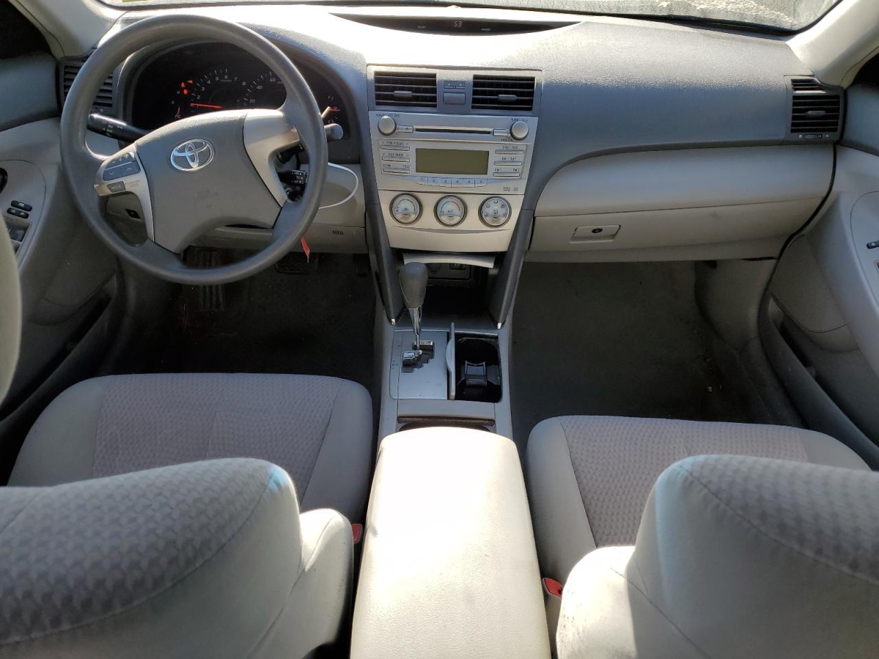 2010 Toyota Camry - Image 8