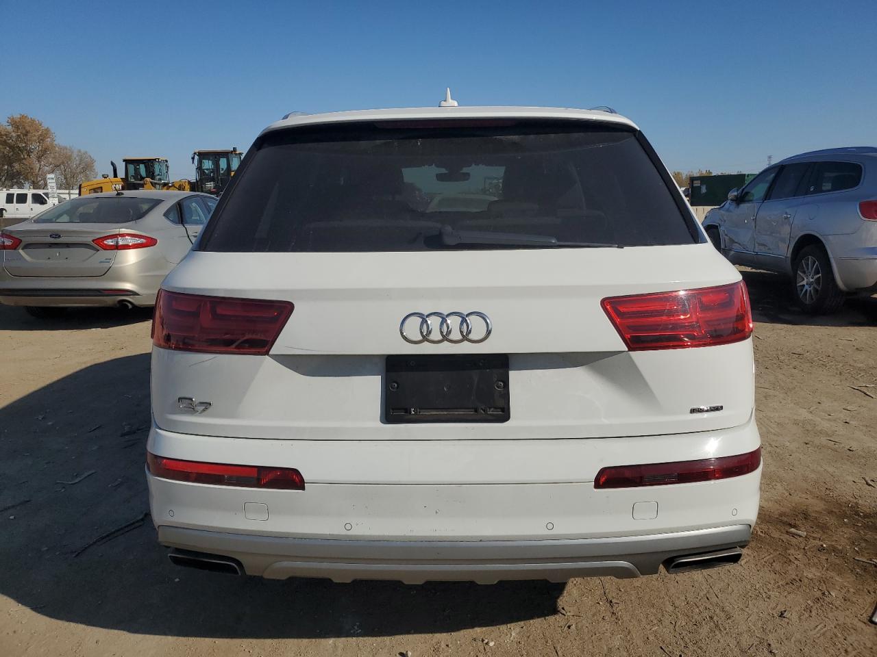 2017 Audi Q7 Premium VIN: WA1AHAF71HD044773 Lot: 76678044