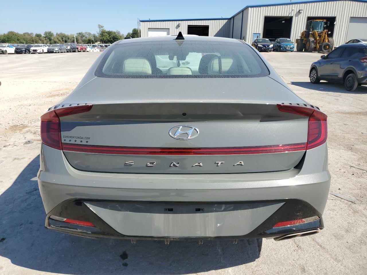 2023 Hyundai Sonata - Image 6