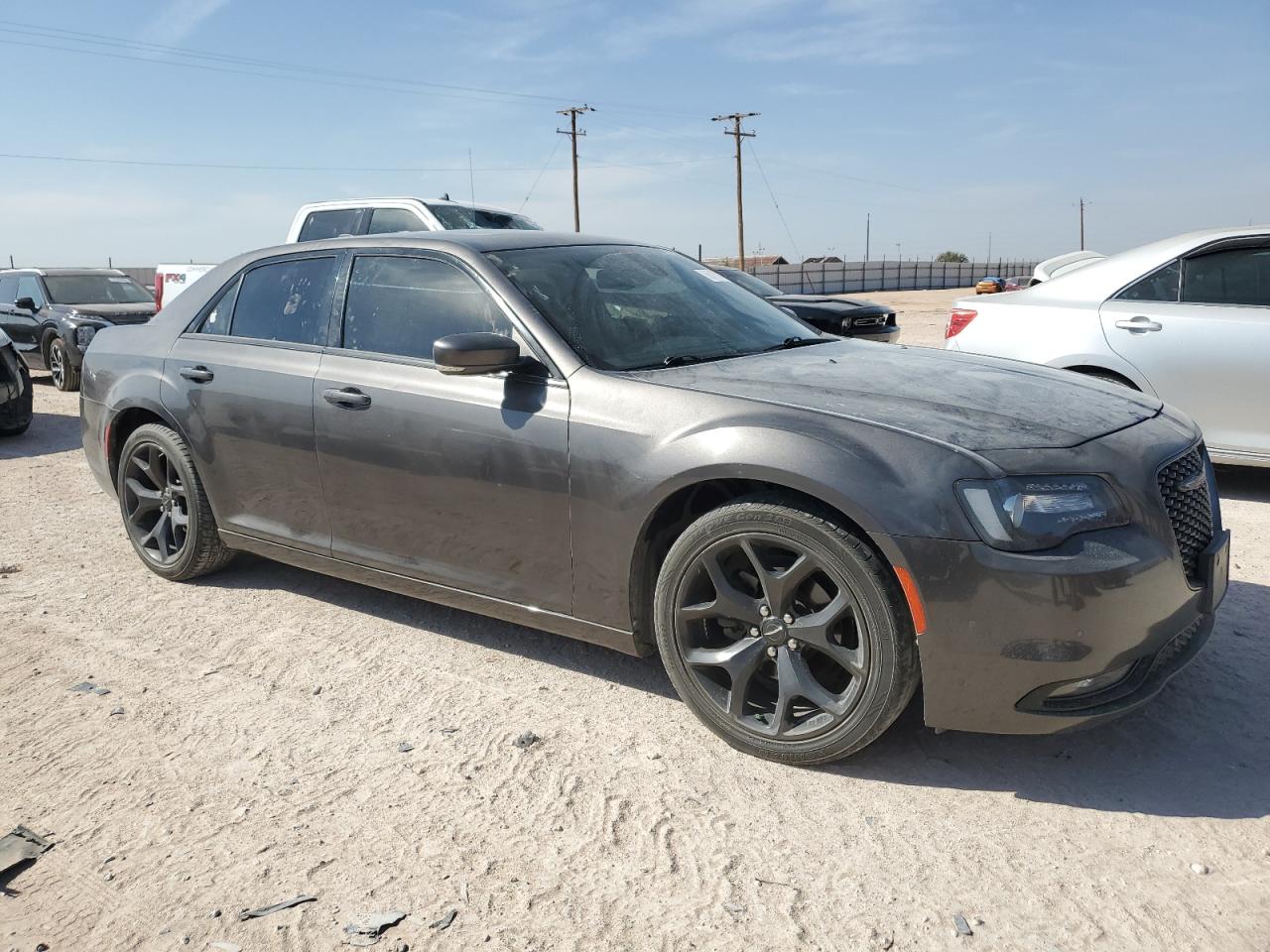 2021 Chrysler 300 - Image 4