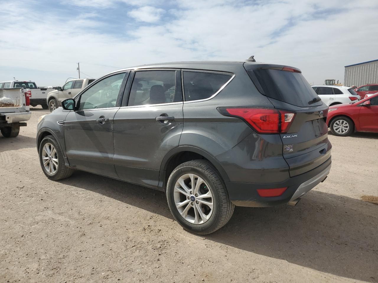 2019 Ford Escape - Image 2
