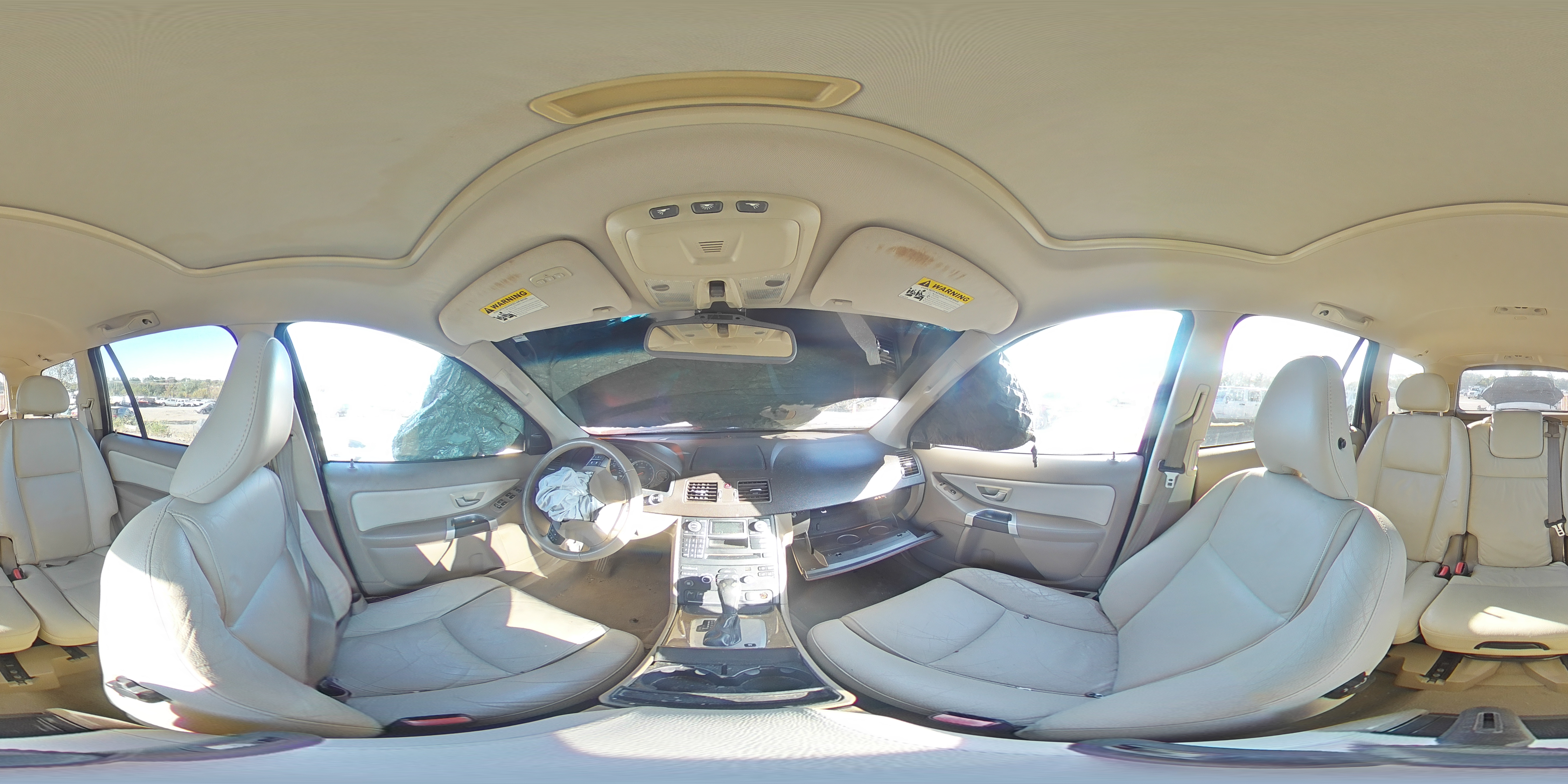 2010 Volvo XC90 - Image 14