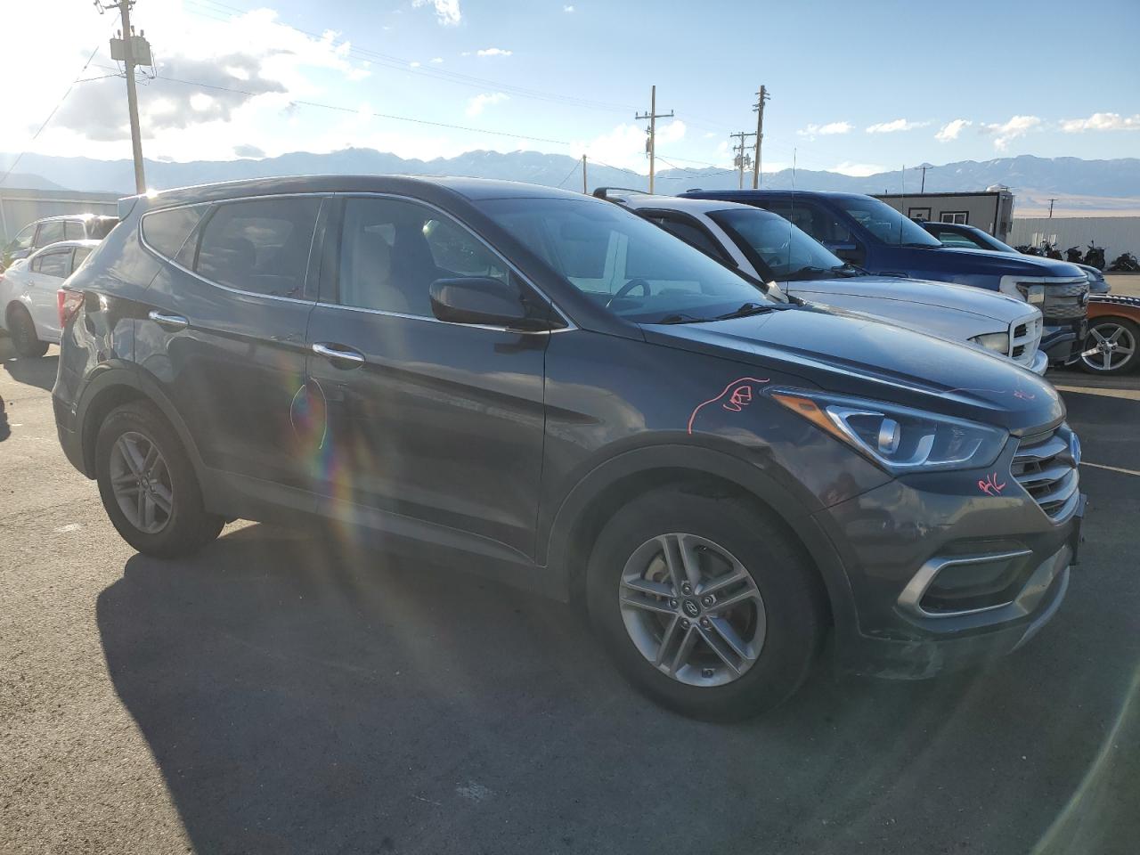 VIN 5XYZTDLB3HG471312 2017 HYUNDAI SANTA FE no.4