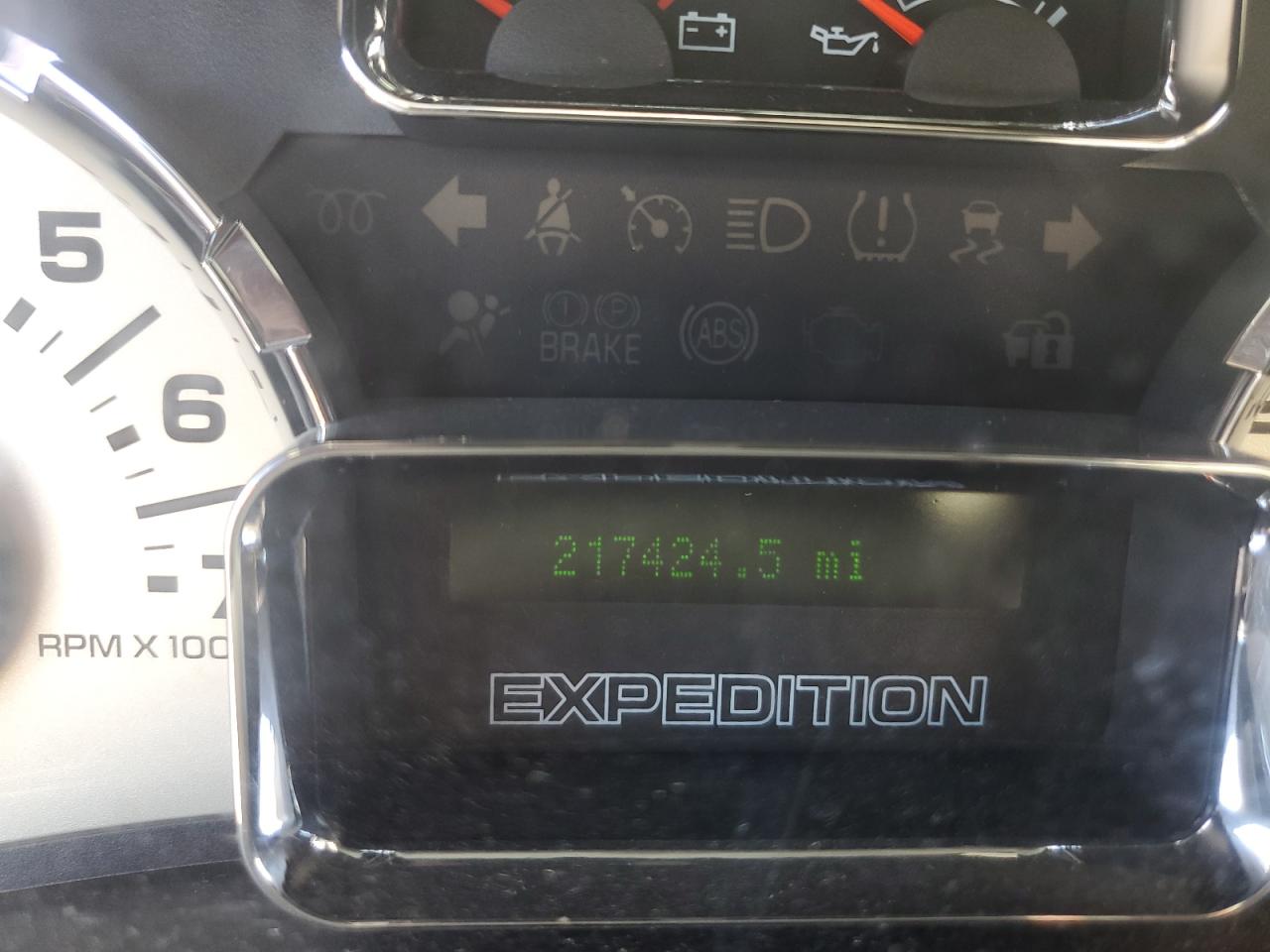 2011 Ford Expedition Limited VIN: 1FMJU2A53BEF11072 Lot: 52487505