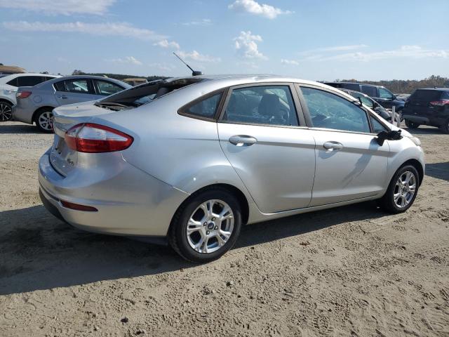 Sedans FORD FIESTA 2016 Silver