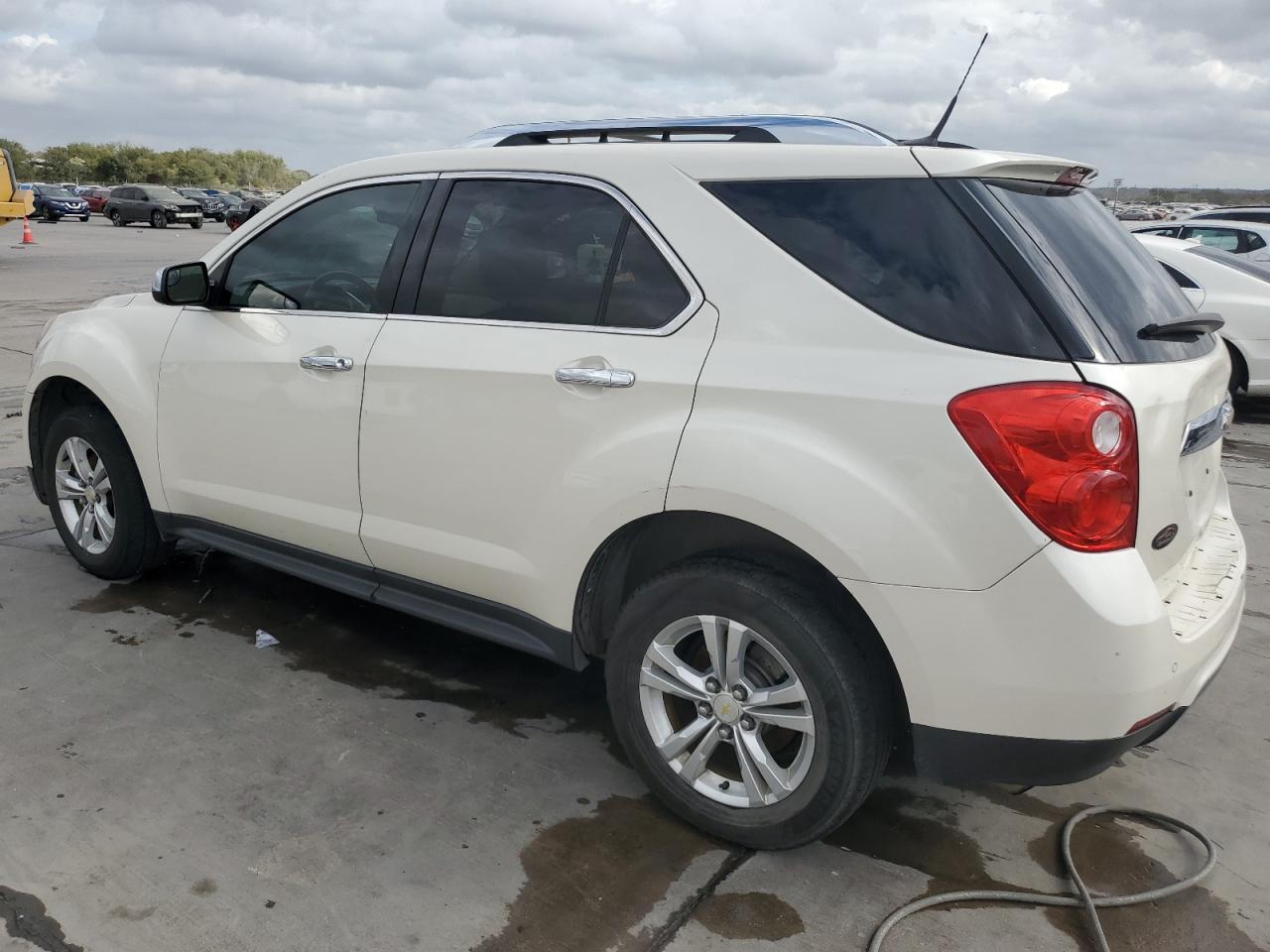 VIN 1GNALFEK7DZ114711 2013 CHEVROLET EQUINOX no.2