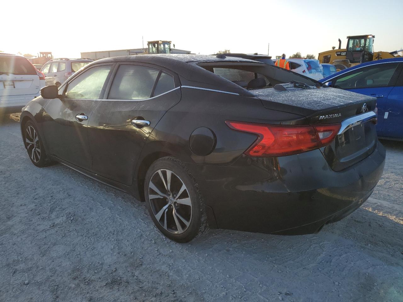 2016 Nissan Maxima - Image 2