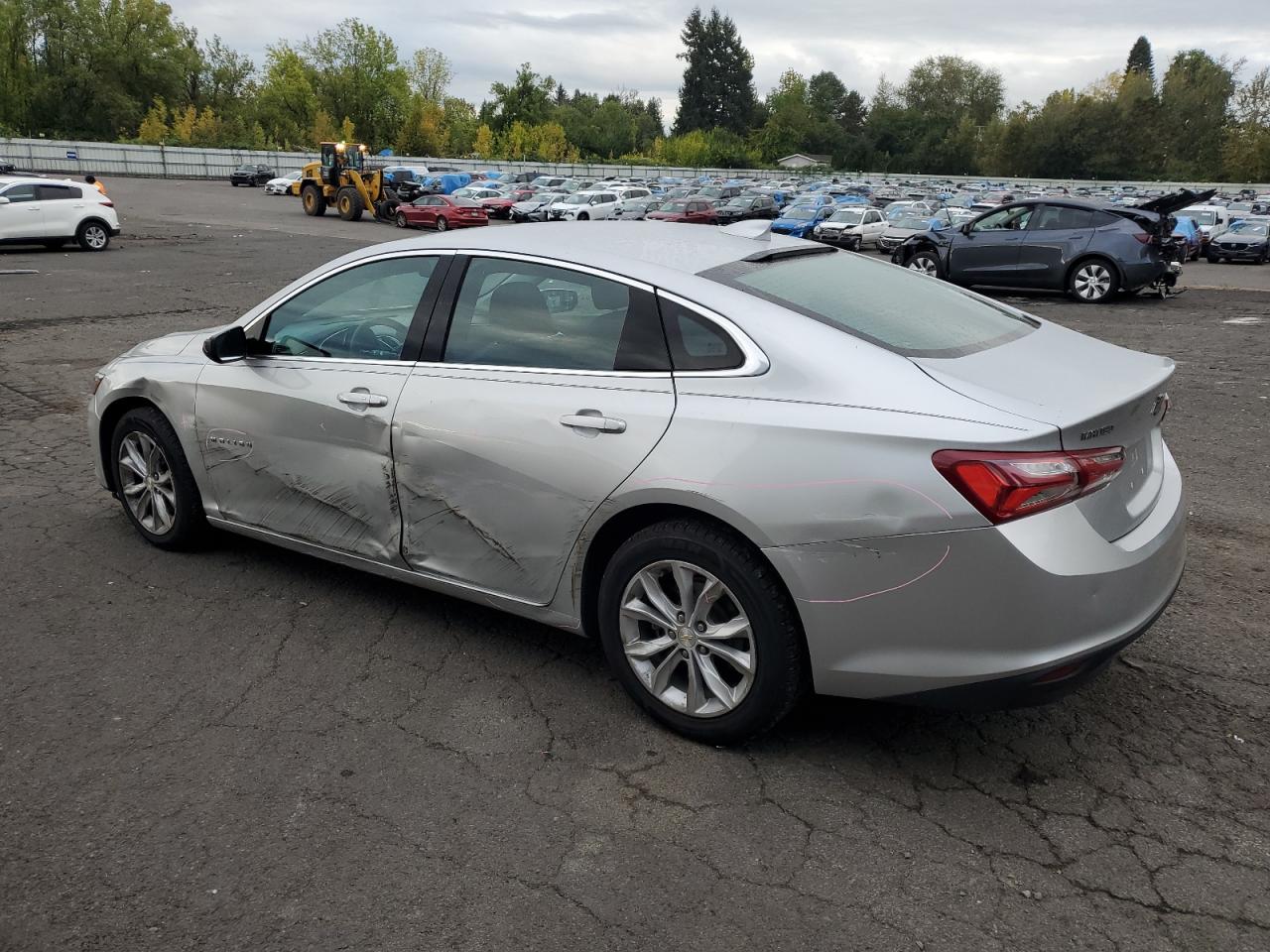 2021 Chevrolet Malibu - Image 2