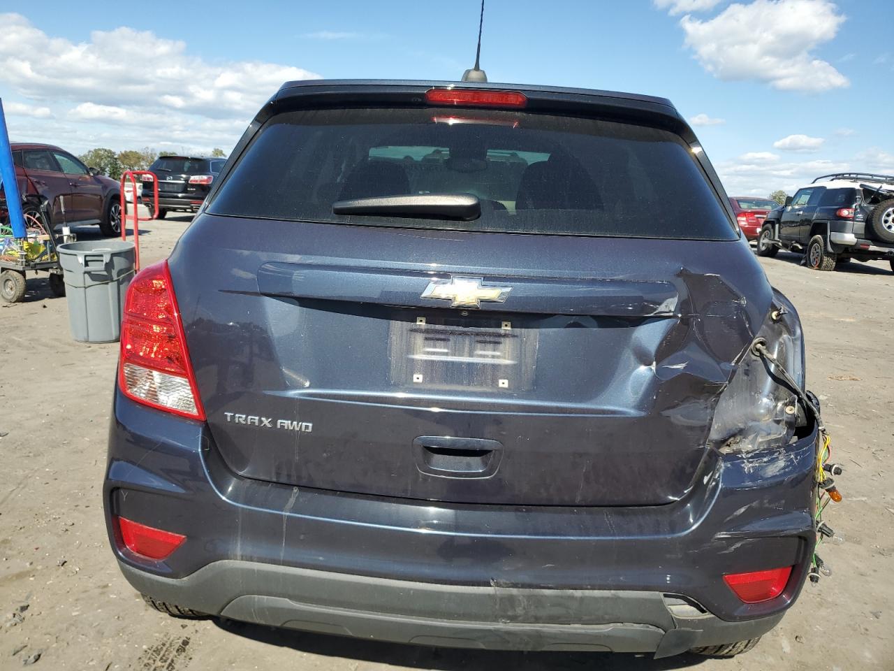 3GNCJNSB5KL282686 2019 Chevrolet Trax Ls