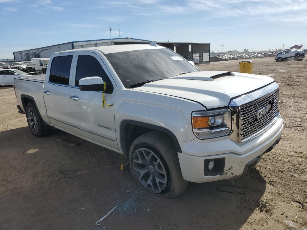 2015 GMC Sierra - Image 4